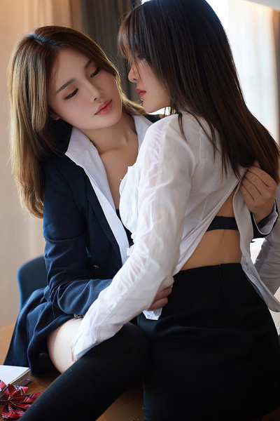 card-1